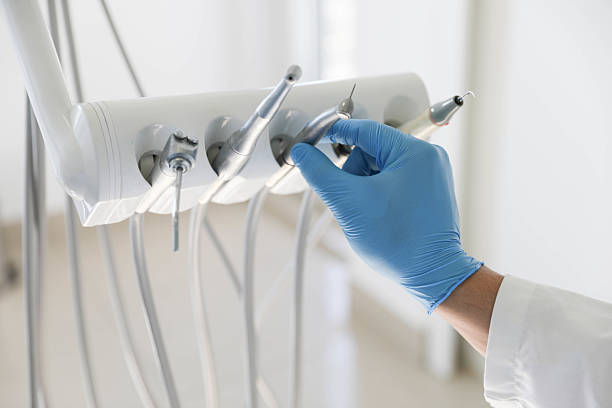 Professional Emergency Dentist technician working in Corralitos, CA